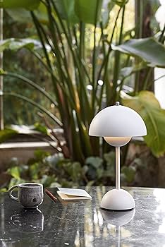 Amazon.co.jp : 【＆TRADITION】Flowerpot VP9 Portable Table